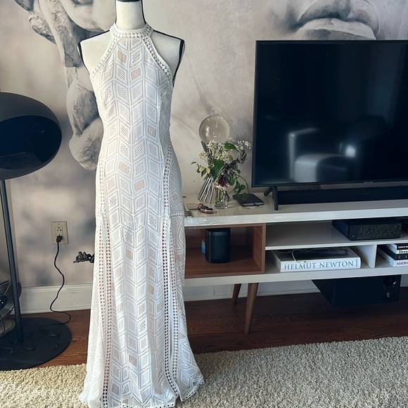 Guess dress, size 6 - Picture 5 of 9